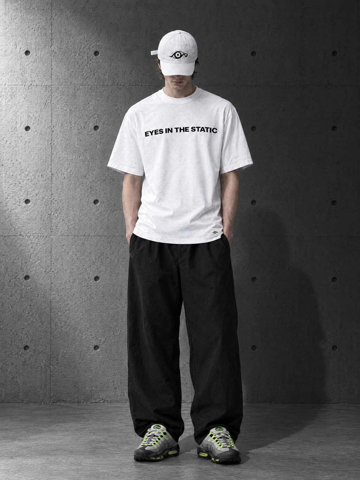 ロゴTシャツ(White)